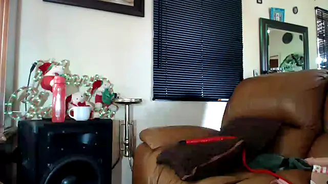 Snapshot of Gucci_Bx chatting on February 11, 2025, 8:26 am Gucci Bx online show from February 11, 2025, 8:26 am