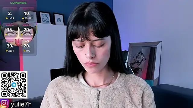  Jessy Moon  online show from February 3, 2026, 8:36 pm