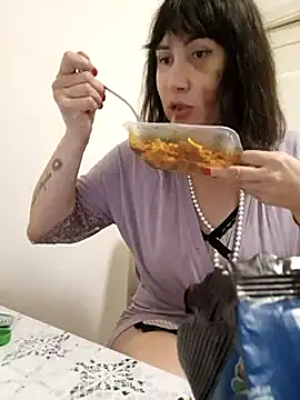 Snapshot of ROXOLANAA_SEXY chatting on February 17, 2025, 10:14 pm ROXOLANAA SEXY online show from February 17, 2025, 10:14 pm