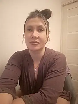 Snapshot of ROXOLANAA_SEXY chatting on March 3, 2026, 7:42 pm ROXOLANAA SEXY online show from March 3, 2026, 7:42 pm