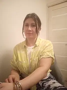 Snapshot of ROXOLANAA_SEXY chatting on March 9, 2026, 12:14 am ROXOLANAA SEXY online show from March 9, 2026, 12:14 am