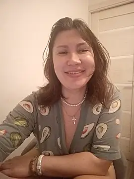 Snapshot of ROXOLANAA_SEXY chatting on March 21, 2026, 8:23 pm ROXOLANAA SEXY online show from March 21, 2026, 8:23 pm