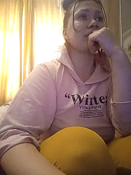 Snapshot of ROXOLANAA_SEXY chatting on March 30, 2026, 2:07 pm ROXOLANAA SEXY online show from March 30, 2026, 2:07 pm