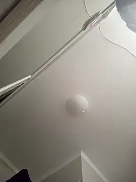 Snapshot of ROXOLANAA_SEXY chatting on April 5, 2026, 2:36 pm ROXOLANAA SEXY online show from April 5, 2026, 2:36 pm