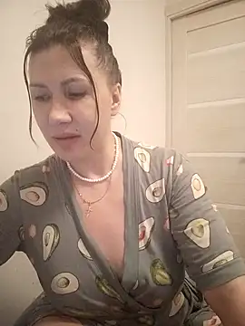 Snapshot of ROXOLANAA_SEXY chatting on April 9, 2026, 7:08 pm ROXOLANAA SEXY online show from April 9, 2026, 7:08 pm