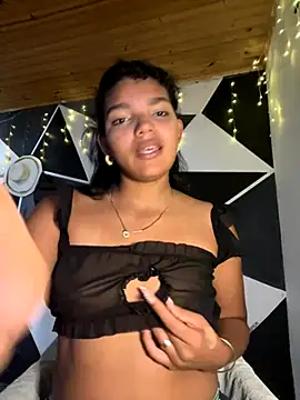 Snapshot of emilyharber chatting on November 8, 2025, 7:23 pm emilyharber online show from November 8, 2025, 7:23 pm