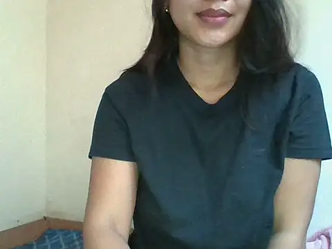  smiling4u  online show from July 13, 2026, 1:30 am