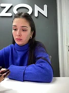 Snapshot of Sweet_Lollypop chatting on January 14, 2025, 7:59 am Sweet Lollypop online show from January 14, 2025, 7:59 am