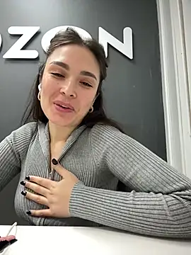 Snapshot of Sweet_Lollypop chatting on January 30, 2025, 4:24 pm Sweet Lollypop online show from January 30, 2025, 4:24 pm