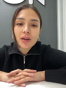 Snapshot of Sweet_Lollypop chatting on October 17, 2025, 4:31 pm Sweet Lollypop online show from October 17, 2025, 4:31 pm