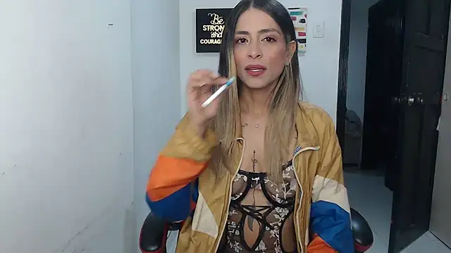 Liamiler01  online show from October 24, 2025, 12:41 am