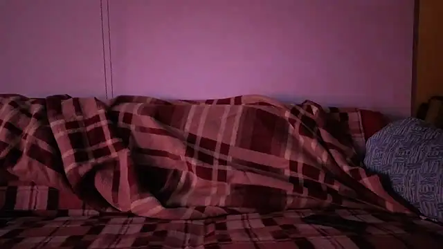 cumloverboyxx69 online show from November 17, 2025, 1:39 pm