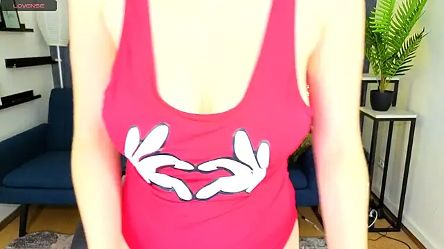 JeannieFox  online show from October 12, 2025, 6:23 am