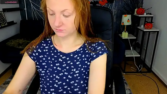 JeannieFox  online show from October 18, 2025, 6:16 am