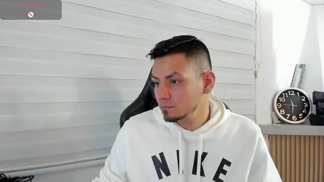 Snapshot of Rick_Diesel_ chatting on February 5, 2026, 4:28 am Rick Diesel online show from February 5, 2026, 4:28 am