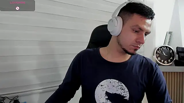 Snapshot of Rick_Diesel_ chatting on February 7, 2026, 3:54 am Rick Diesel online show from February 7, 2026, 3:54 am