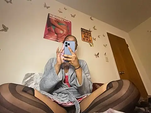 Iceblanca online show from February 11, 2026, 1:27 pm