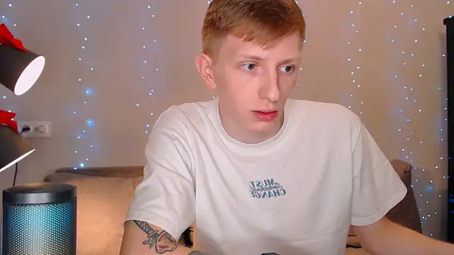 juliaanddima online show from January 13, 2025, 1:13 am