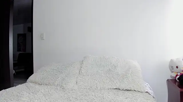 Room312  online show from July 16, 2026, 8:04 pm