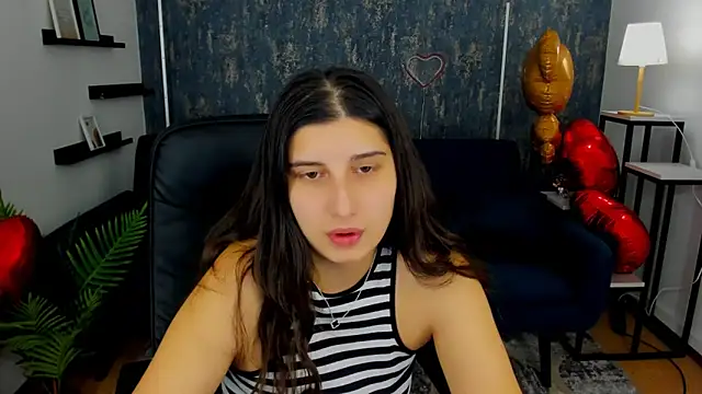 Snapshot of Linda_EX chatting on February 15, 2025, 12:01 pm Linda EX online show from February 15, 2025, 12:01 pm