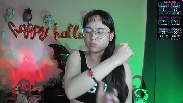 shantalc3rezo online show from October 23, 2025, 9:57 pm