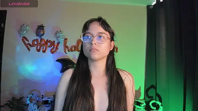 shantalc3rezo online show from October 25, 2025, 9:42 pm