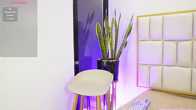 Snapshot of Anais_aradia chatting on January 9, 2026, 4:59 am Anais aradia online show from January 9, 2026, 4:59 am