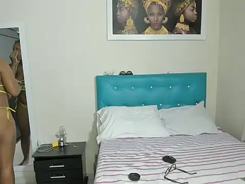 megan-hotxx online show from September 28, 2025, 3:01 am