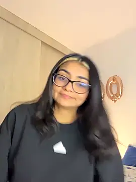 Cat2525 online show from December 5, 2025, 2:42 am