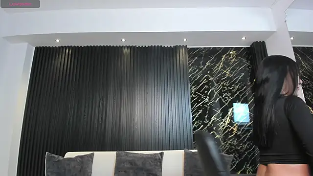 Snapshot of charlottewhitte chatting on January 18, 2025, 11:32 am charlottewhitte online show from January 18, 2025, 11:32 am