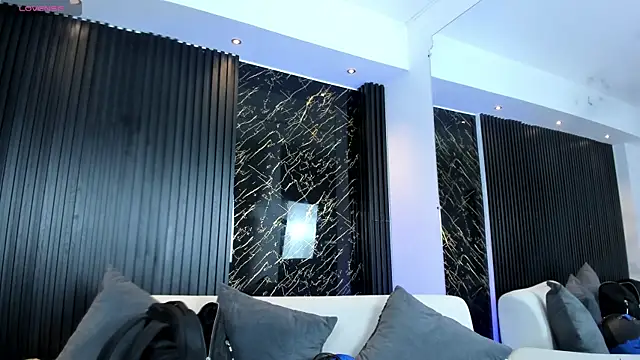 Snapshot of charlottewhitte chatting on October 29, 2025, 11:45 am charlottewhitte online show from October 29, 2025, 11:45 am