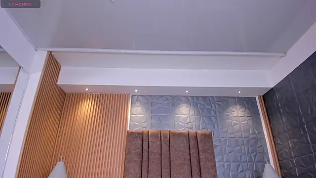 Snapshot of charlottewhitte chatting on November 7, 2025, 1:11 pm charlottewhitte online show from November 7, 2025, 1:11 pm