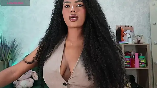 HOTBLACKANDWHITE2 online show from April 11, 2026, 3:55 am