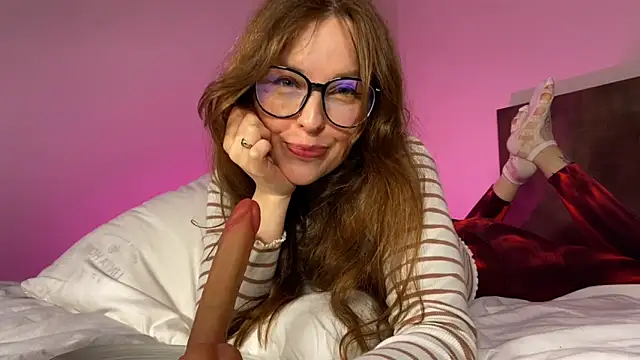 Pi-x-ie online show from April 11, 2026, 8:46 pm