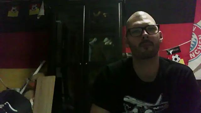 Snapshot of Die-geile-Sau chatting on October 4, 2025, 7:23 pm Die-geile-Sau online show from October 4, 2025, 7:23 pm