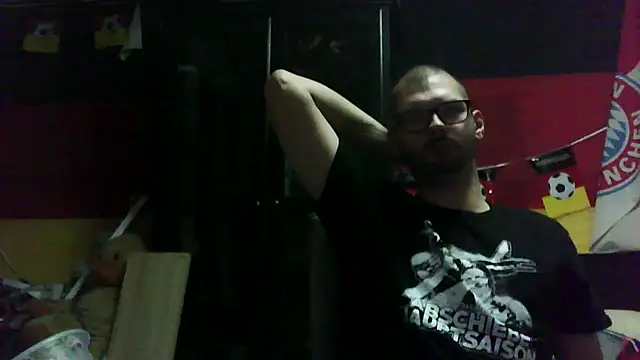 Snapshot of Die-geile-Sau chatting on November 1, 2025, 10:01 pm Die-geile-Sau online show from November 1, 2025, 10:01 pm