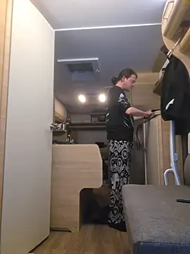 Ebinator666 online show from April 8, 2026, 11:37 pm