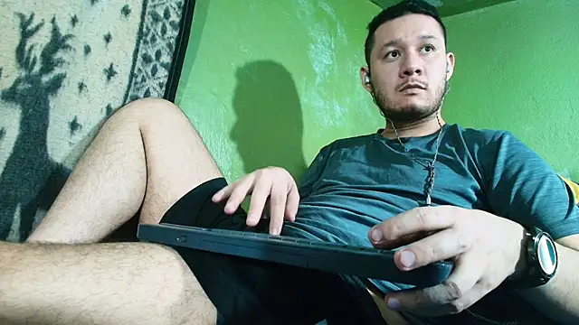 Snapshot of sweet_cock28 chatting on February 2, 2025, 6:20 pm sweet cock28 online show from February 2, 2025, 6:20 pm