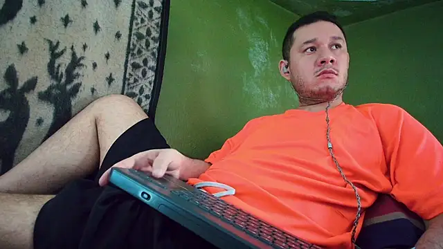 Snapshot of sweet_cock28 chatting on March 3, 2025, 3:31 pm sweet cock28 online show from March 3, 2025, 3:31 pm