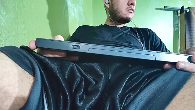 Snapshot of sweet_cock28 chatting on March 16, 2025, 5:28 pm sweet cock28 online show from March 16, 2025, 5:28 pm