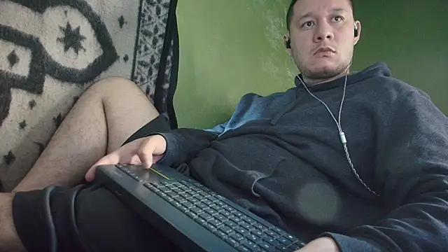 sweet cock28 online show from January 7, 2026, 3:14 pm