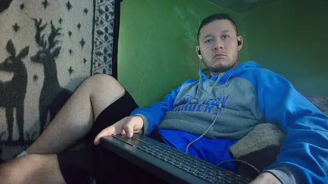 sweet cock28 online show from February 15, 2026, 2:25 pm