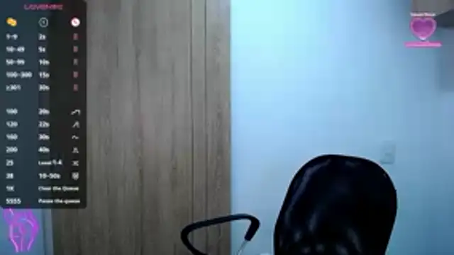 Danna Ross  online show from April 16, 2026, 2:12 am