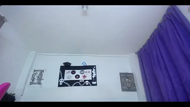 Snapshot of pinky_violeta chatting on September 21, 2025, 6:26 am pinky violeta online show from September 21, 2025, 6:26 am