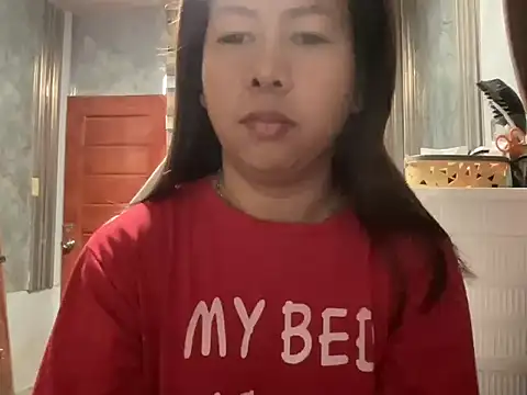 UrLove Marga online show from June 27, 2026, 10:37 pm