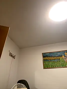 Toyjungee online show from December 22, 2025, 9:12 pm