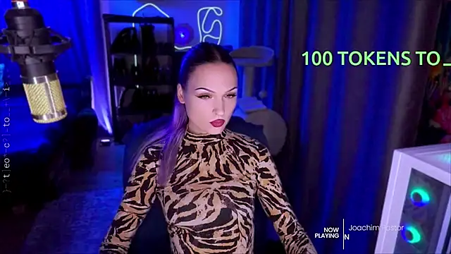 Snapshot of ml_milana chatting on October 3, 2025, 4:37 pm ml milana online show from October 3, 2025, 4:37 pm