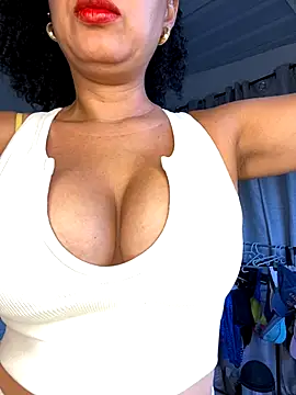 cataleya-miller  online show from September 13, 2025, 10:20 pm