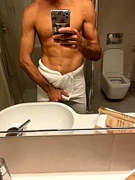 Snapshot of Fellix chatting on October 28, 2025, 4:53 pm Fellix online show from October 28, 2025, 4:53 pm