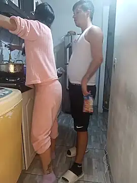 catire2323 online show from April 12, 2026, 12:37 am